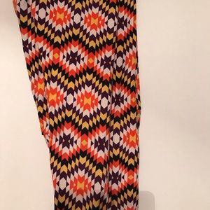 LuLaRoe TC Leggings
